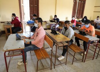 تعليم بلا حدود: تضارب القرارات يكشف عدم وجود خطة أو رؤية واضحة لدى وزارة التعليم 