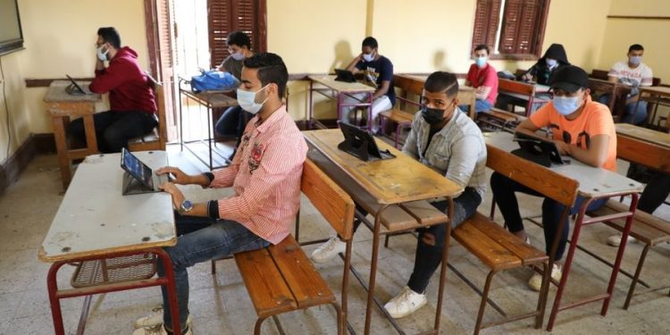 تعليم بلا حدود: تضارب القرارات يكشف عدم وجود خطة أو رؤية واضحة لدى وزارة التعليم 