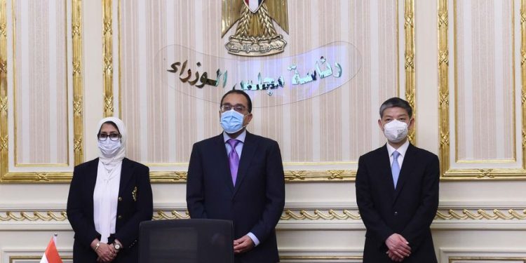 مصر توقيع اتفاقيتين لتصنيع لقاح "سينوفاك" الصيني في مصر