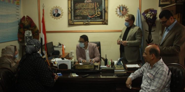 وكيل تعليم الغربية يتابع ثاني أيام الامتحان التجريبي للثالث الثانوي "صور"