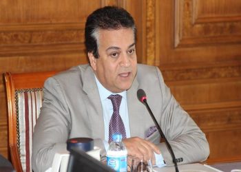 وزير التعليم العالي يتلقي تقريرا بشأن الدورة الـ41 للمجلس التنفيذى لمنظمة الإيسيسكو