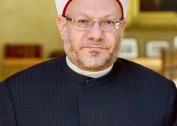 مفتي الجمهورية : مخالفة أمر الطبيب في رخصة الإفطار معصية