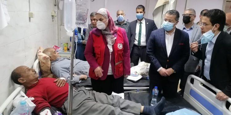 صرف تعويضات للمصابين وأسر الوفيات بحادث قطار طوخ