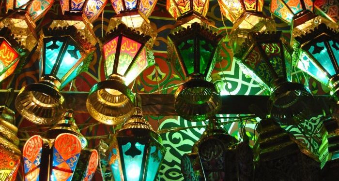 موعد آذان الفجر ووقت السحور.. إمساكية يوم 20 رمضان