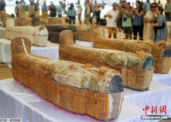 الصحف الصينية عن «موكب المومياوات الملكية»: 22 مومياء مصرية تستعد لموكبها الذهبي نحو مقرها الجديد