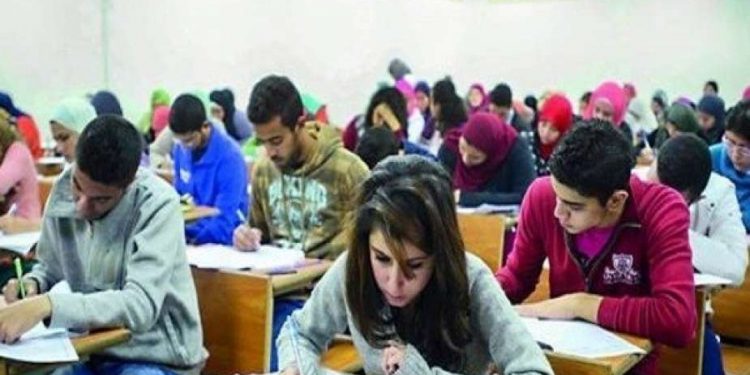 شروط ومواعيد التقدم للمنح الدراسية من جامعة جميرا
