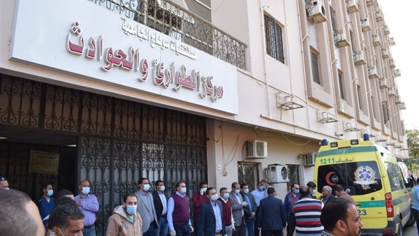 سوهاج الجامعى يطالب بسد العجز فى الاطباء وتدريبهم