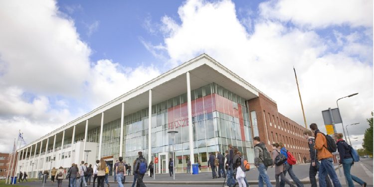 جامعة هانز للعلوم التطبيقية تقدم منحة لطلاب البكالوريوس في هولندا