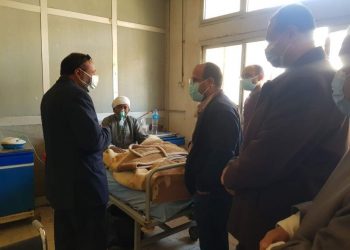 نائب رئيس جامعة الأزهر يتفقد المستشفى الجامعي بأسيوط