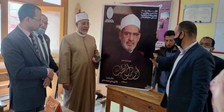 رئيس منطقة سوهاج الأزهرية يواصل متابعاته الميدانية للمعاهد المرشحة لضمان الجودة