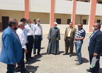 رئيس منطقة البحر الأحمر الأزهرية يرأس لجنة معاينة معهد سفاجا النموذجي