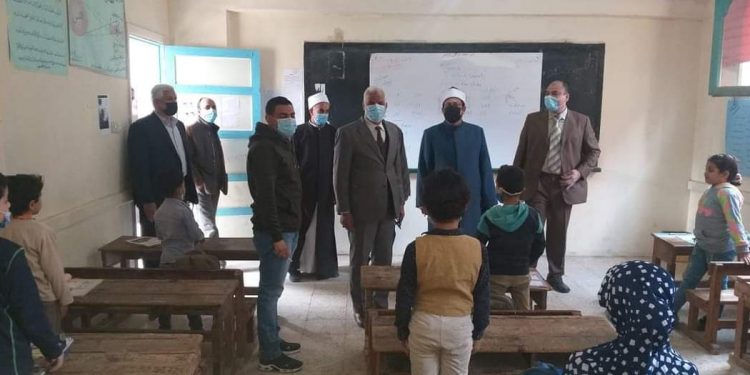  رئيس منطقة المنوفية الأزهرية يتفقد المعاهد المرشحة للاعتماد ضمان الجودة