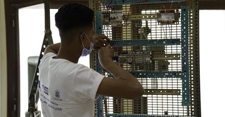 بالصور.. ختام فعاليات البرنامج التدريبي لإصلاح وصيانة دوائر الجهد المنخفض