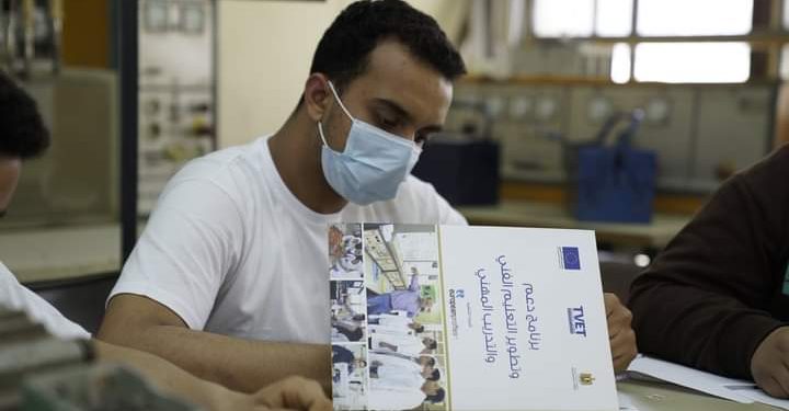 استكمال تدريب هؤلاء الطلاب على الجدارات التى لم يتم الانتهاء منها