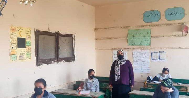 "أمهات مصر": سهولة امتحان سادسة ابتدائي.. وشكاوي من صعوبة إنجليزي أولي ثانوي