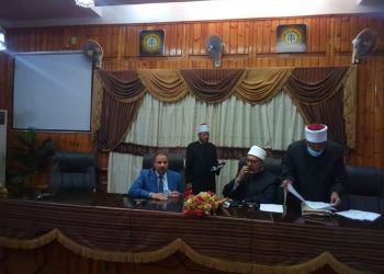 نائب رئيس جامعة الأزهر يستقبل وفد مجمع البحوث الاسلامية