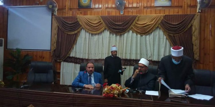 نائب رئيس جامعة الأزهر يستقبل وفد مجمع البحوث الاسلامية