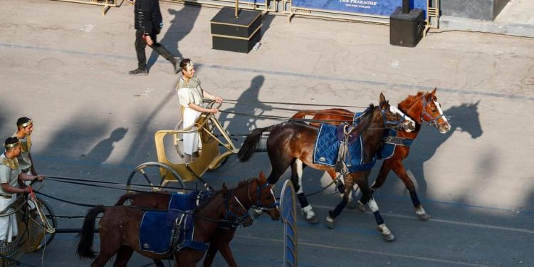 "التعليم" تكشف فكرة إدخال رموز الكتابة الهيروغليفية بالمناهج الجديدة
