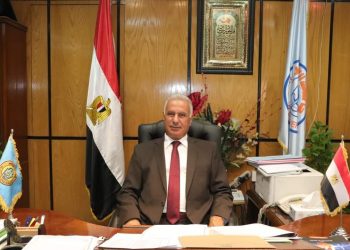 رئيس جامعة الأزهر يشيد بجهود كلية الهندسة الزراعية ويهنئها بصدور مجلتها العلمية