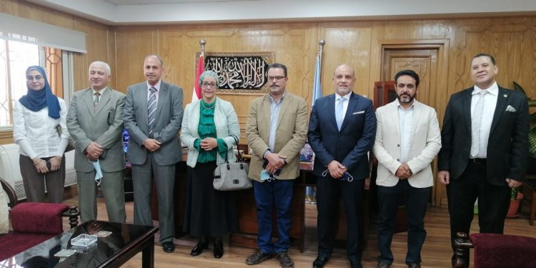 نائب رئيس جامعة الأزهر يبحث سبل التعاون مع معهد تكنولوجيا المعلومات والاتصالات