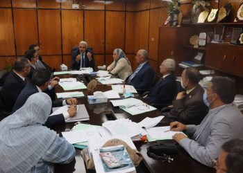 صديق يناقش استعداد جامعة الأزهر للمشاركة في مسابقة «جامعة صديقة للبيئة»