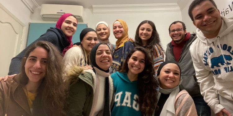 "أنت أساس المحتوي".. حملة لطلاب اعلام القاهرة لزيادة وعي مستخدمي السوشيال ميديا