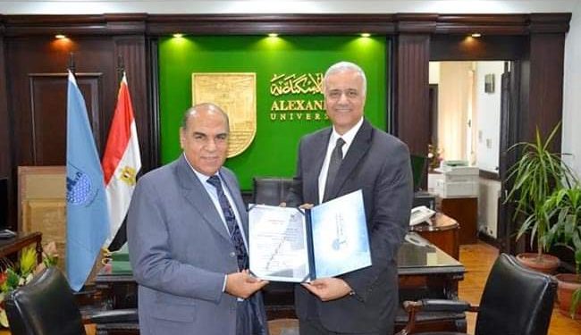 الدكتور مختار يوسف الحاصل على جائزة الدولة التقديرية في العلوم الزراعية