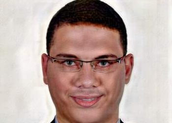 الدكتور أحمد عادل