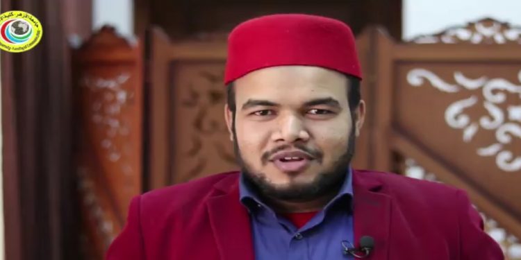 الوافدين بالأزهر يعبرون عن انتمائهم في ذكرى افتتاح الجامع الأزهر