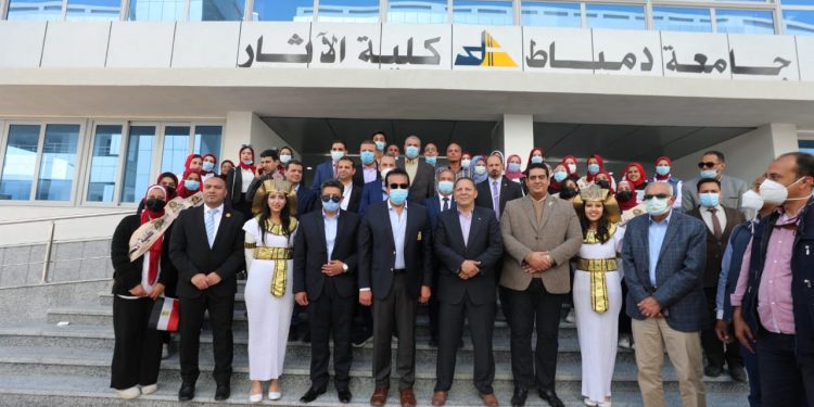 وزير التعليم العالي يفتتح منشآت جديدة بجامعة دمياط