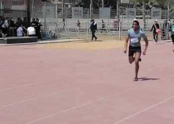 طالب بالتكنولوجيا والتعليم جامعة حلوان يحصد ذهبية ببطولة الجامعات المصرية