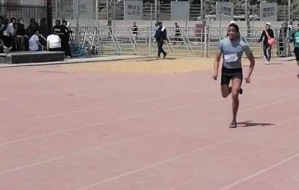 طالب بالتكنولوجيا والتعليم جامعة حلوان يحصد ذهبية ببطولة الجامعات المصرية