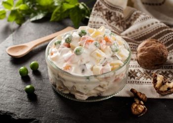 وصفات من المطبخ الروسي.. أشهى أطباق السلطة على مائدة إفطارك