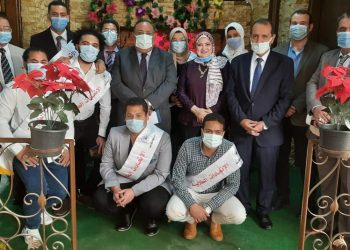 رئيس جامعة حلوان يتفقد كلية التكنولوجيا والتعليم ويهنئ أبناءها بحلول شهر رمضان المبارك