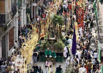 احتفالات إسبانيا بعيد الفصح