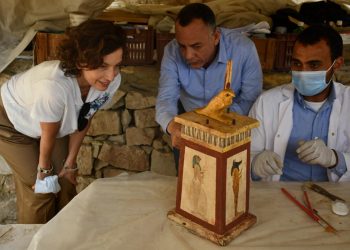 مدير عام منظمة اليونسكو تزور القاهرة التاريخية ومنطقتي آثار سقارة وأهرامات الجيزة