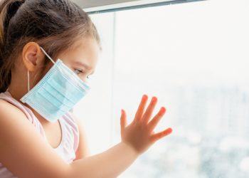 الأطفال يدفعون الثمن.. الآثار النفسية لكورونا على الطفل