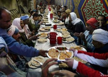 فتاوي دينية.. ما هي بدائل الموائد الرمضانية؟