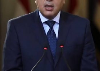 رئيس الوزراء يوجه بوضع خطة تنفيذية لسد العجز في أعداد المعلمين