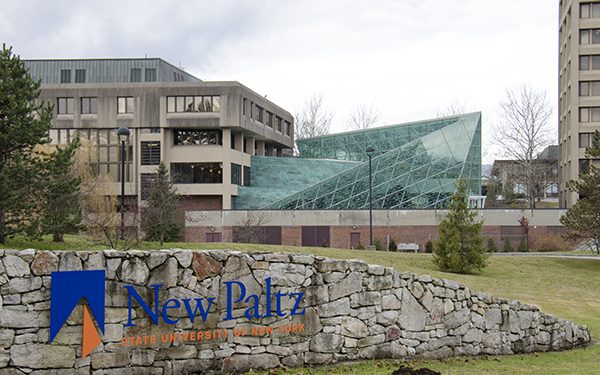 جامعة ولاية نيويورك تقدم منحة للطلاب الدوليين في أمريكا