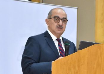 الدكتور طارق الجمال رئيس جامعة أسيوط