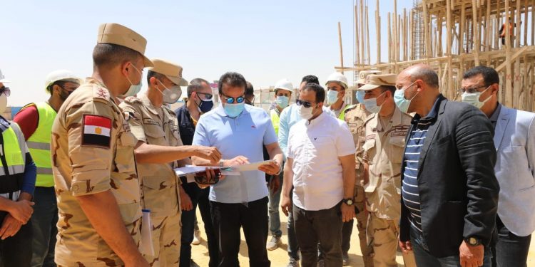 وزير التعليم العالي يتفقد مباني جامعة برج العرب التكنولوجية بمحافظة الاسكندرية