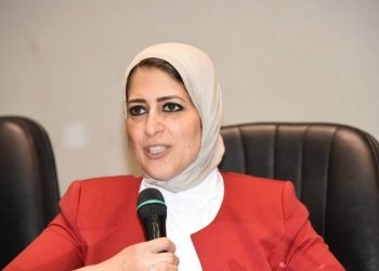 هالة زايد: تحويل عدد من المستشفيات بسوهاج لعزل  وزيادة عدد الأسرة وأجهزة التنفس لمواجهة ارتفاع الحالات