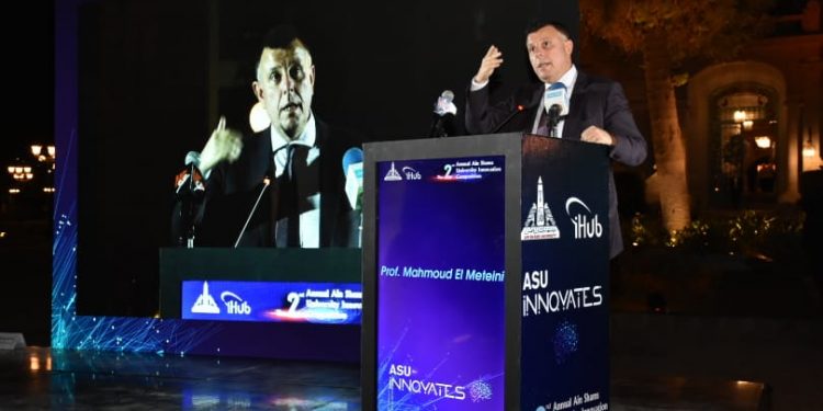 "طب عين شمس" تعلن بدء العمل بتحديثات بروتوكول علاج كورونا