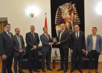 السفارة المصرية بروسيا تستقبل وفد الشباب المصري خلال زيارته لموسكو