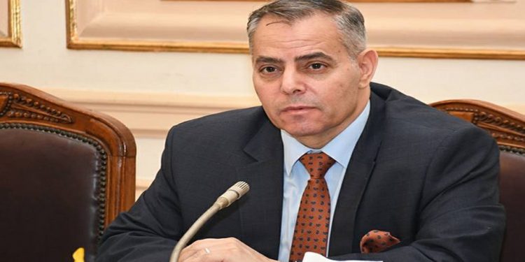 أمين المجلس الأعلى للجامعات ينعي عميد "حقوق القاهرة"