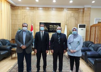 تعاون بين جامعة بنها ووزارة الاتصالات