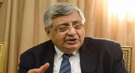 عوض تاج الدين: الانتهاء من تطعيم 2 مليون مواطن ضد كورونا قريبا