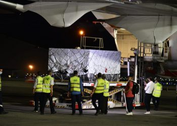 وصول مليون و 700 ألف جرعة من لقاح أسترازينيكا إلى مصر