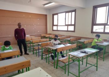 بسبب انتشار الفيروس المخلوي.. التعليم تقرر عقد امتحان موحد لهؤلاء الطلاب